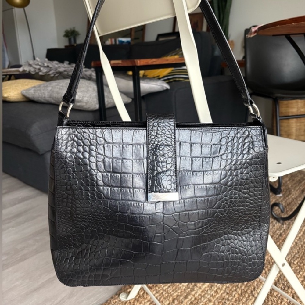 Vintage black leather (croc embossed) shoulder bag with silver hardware